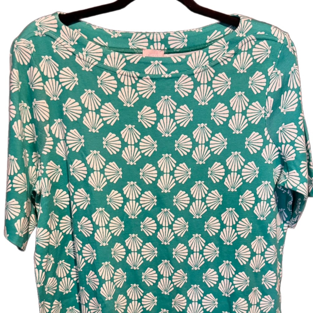 Chico's Aqua and White Shell Print Short Sleeve Top